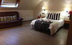 Hotel Manel